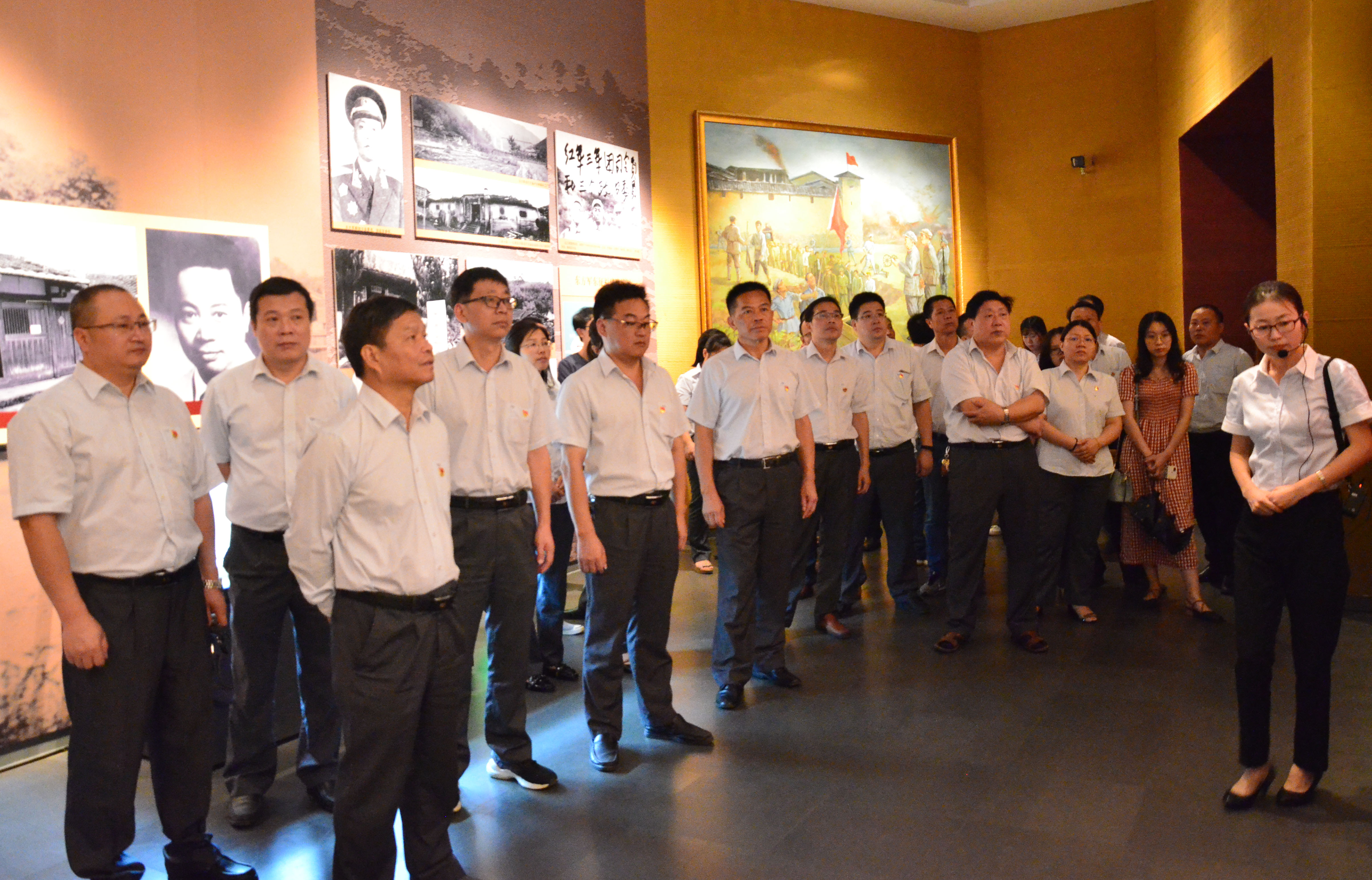 到市博物馆开展“主题党日”活动3.JPG 到市博物馆开展“主题党日”活动3.JPG