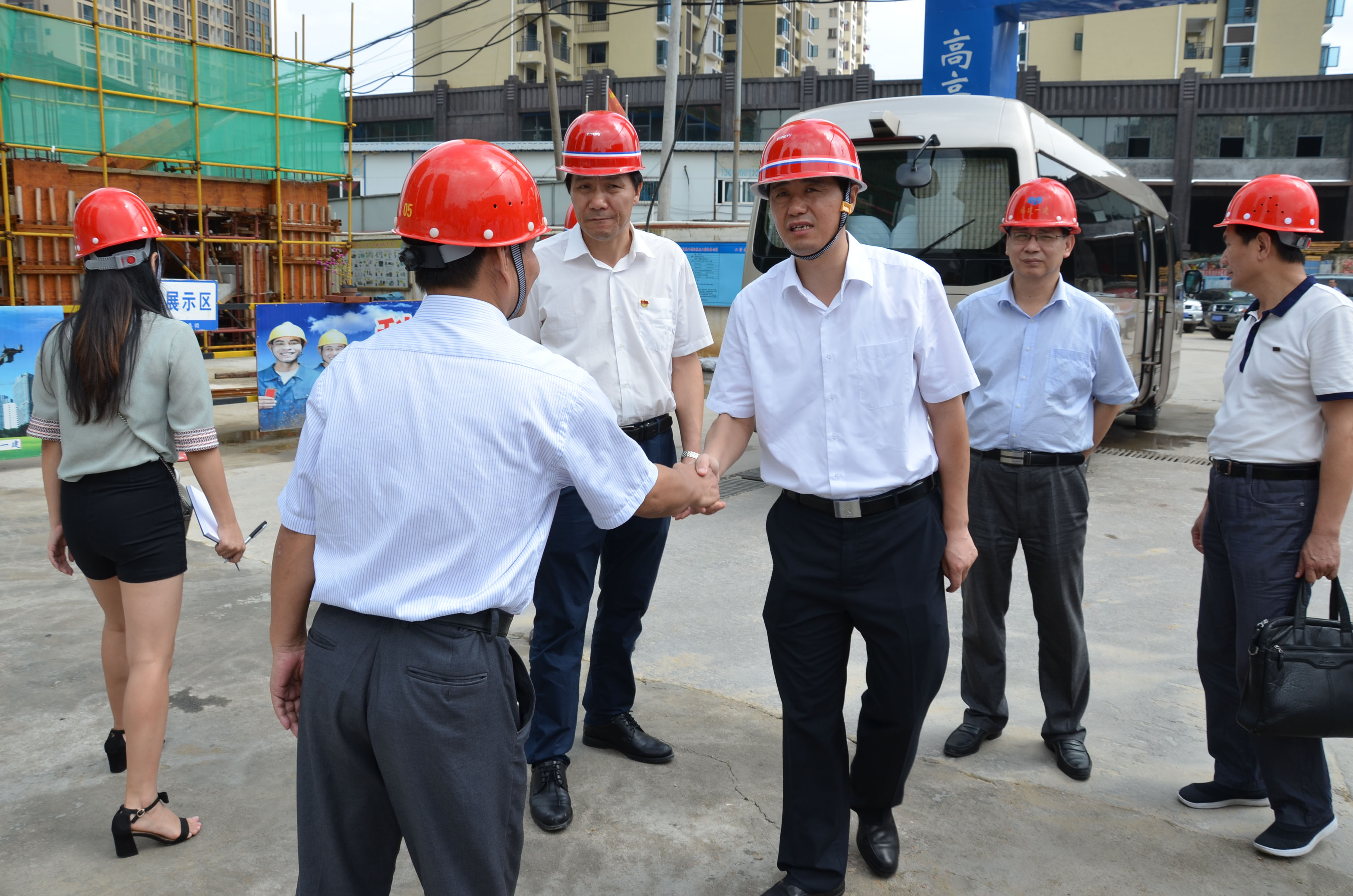 时时绷紧安全之弦.JPG 时时绷紧安全之弦.JPG