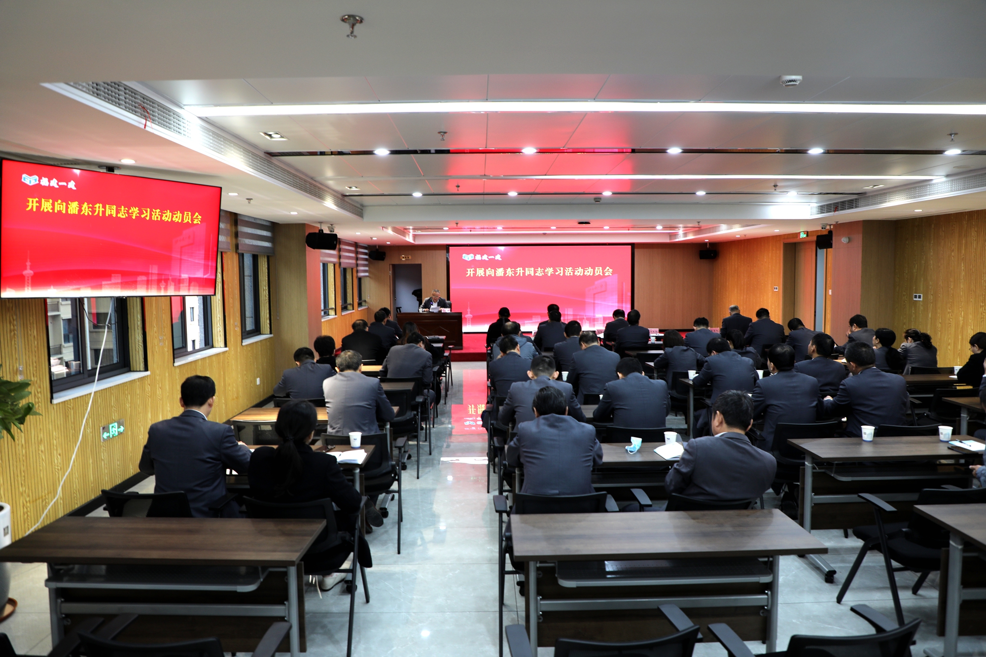 AM8A2798_副本.jpg AM8A2798_副本.jpg