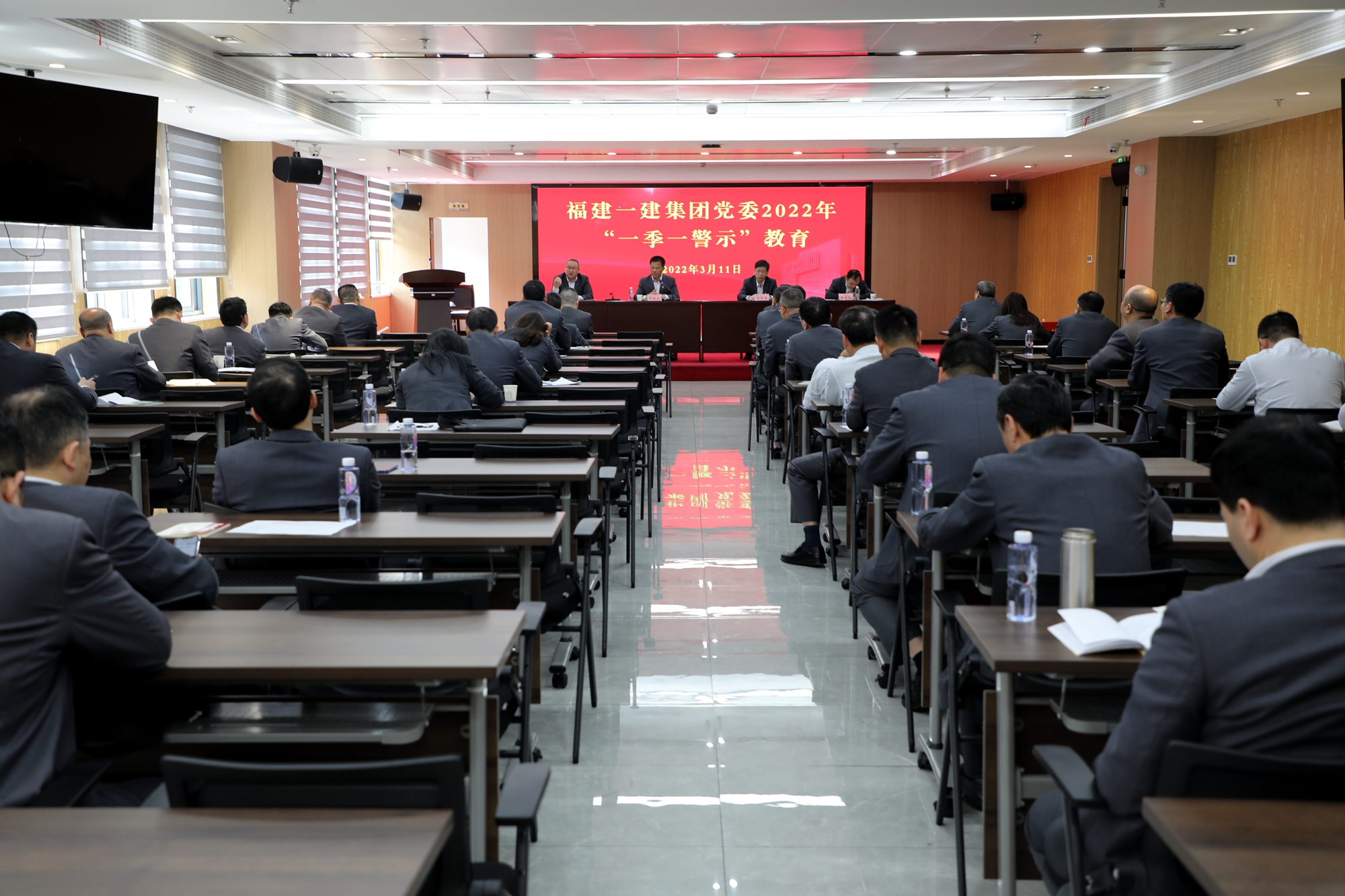 AM8A4872.jpg AM8A4872.jpg