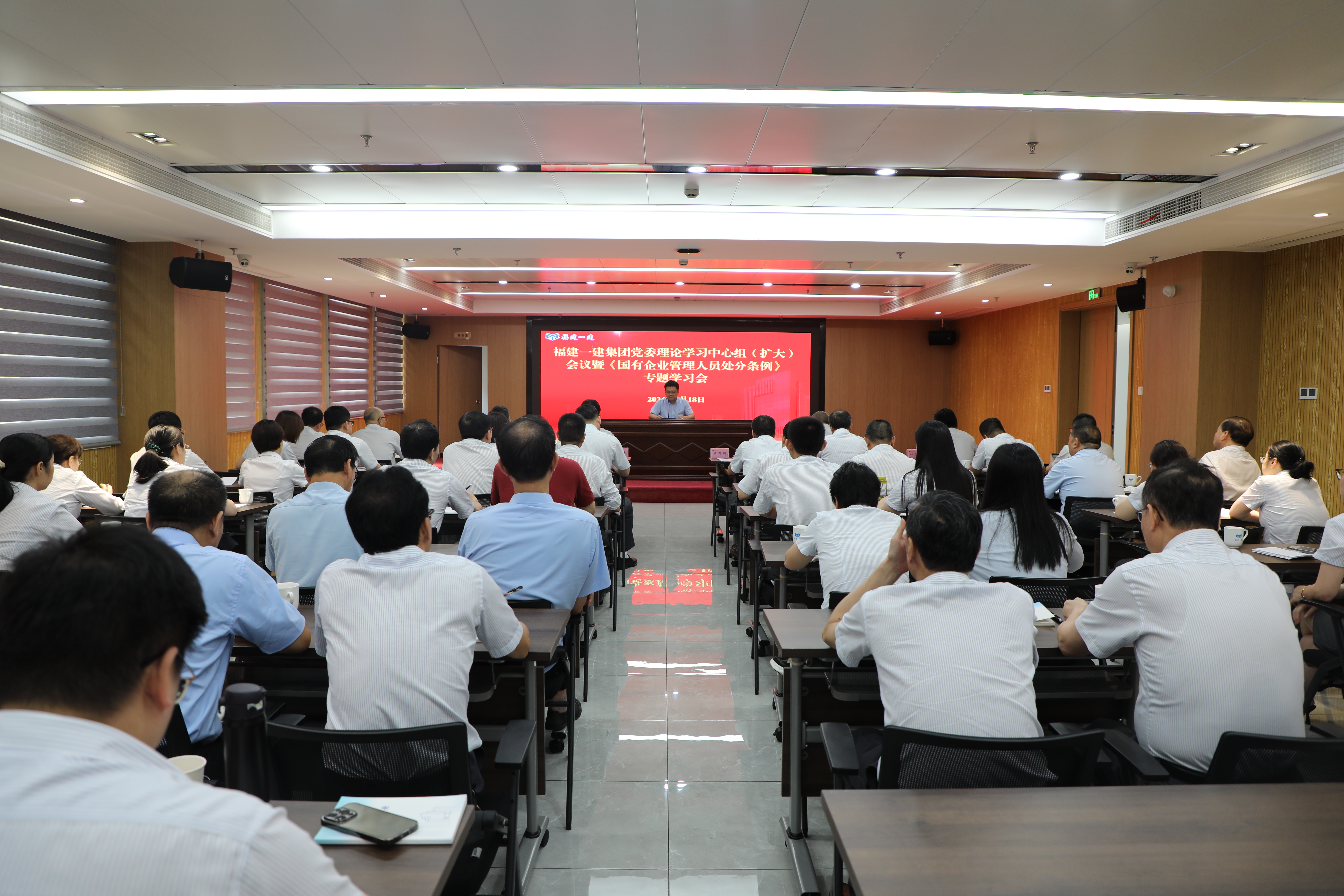 AM8A5916.JPG AM8A5916.JPG