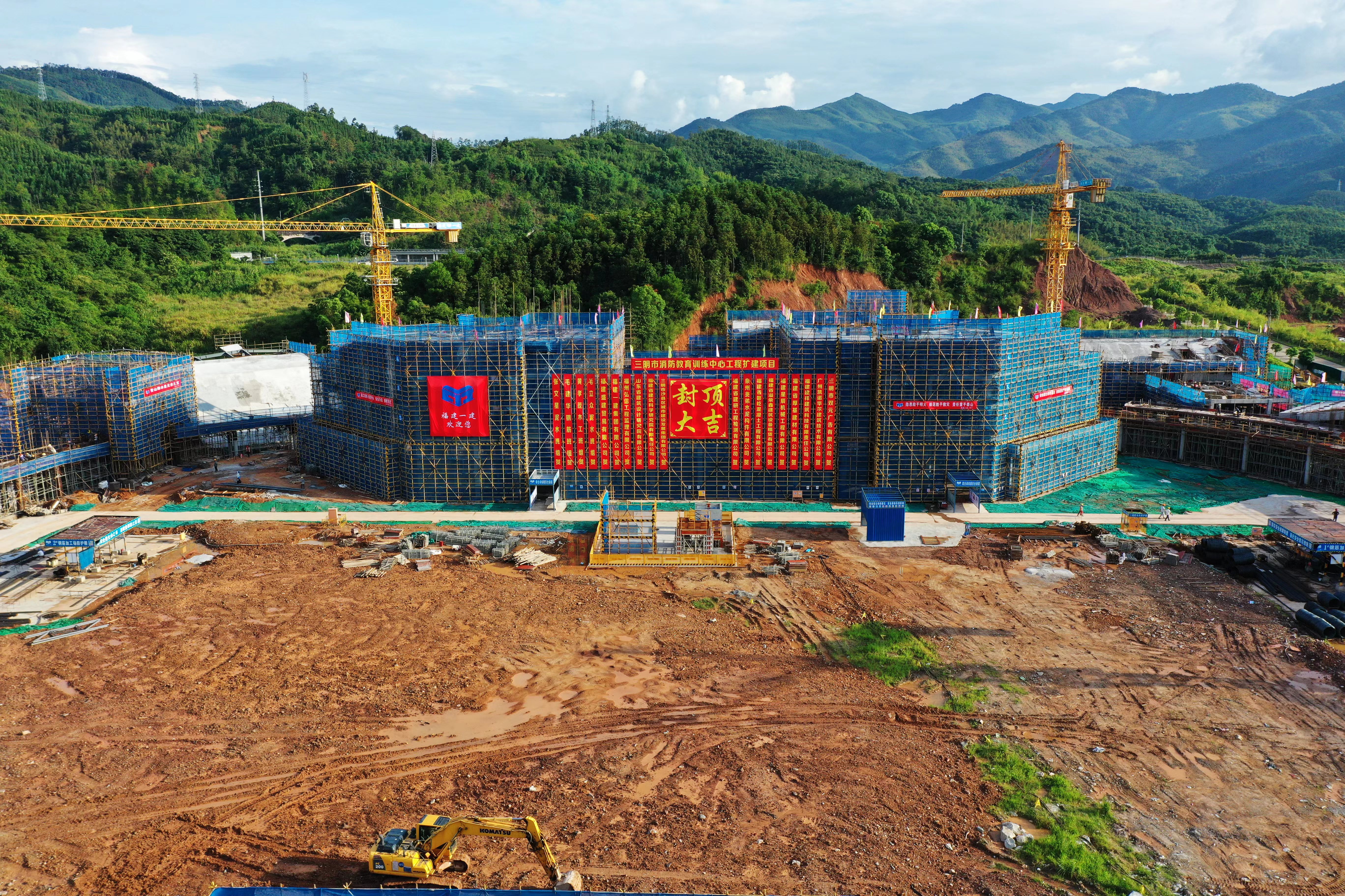 沙县项目封顶仪式1.jpg 沙县项目封顶仪式1.jpg